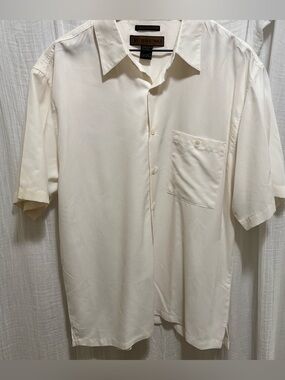 Vintage Bruno Men's Cream Sueded Microfiber Short Sleeve Button Down Shirt Large